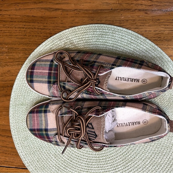 Plaid Pink and Brown Women's Sneakers - Picture 6 of 9